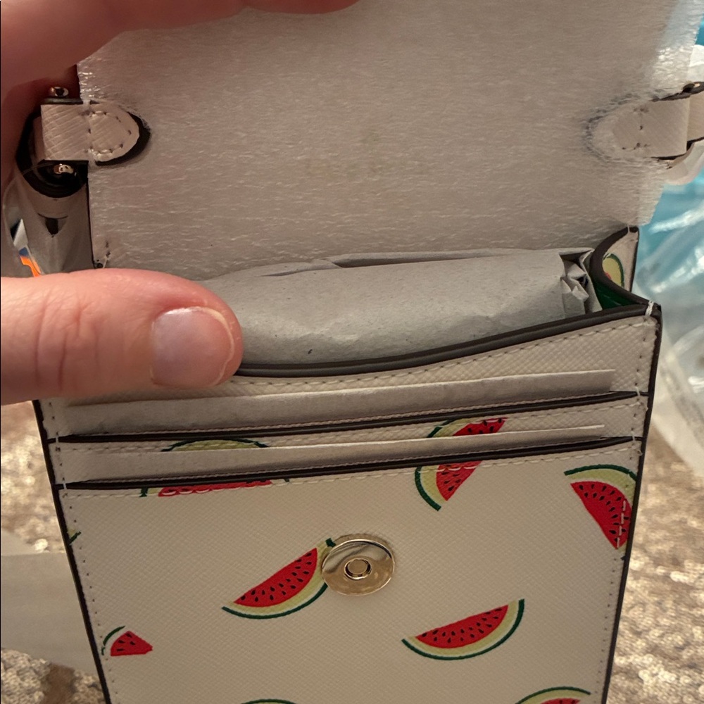 kate spade White Watermelon Print Crossbody Phone & Cards Bag Pouch Leather NWT - Picture 4 of 6
